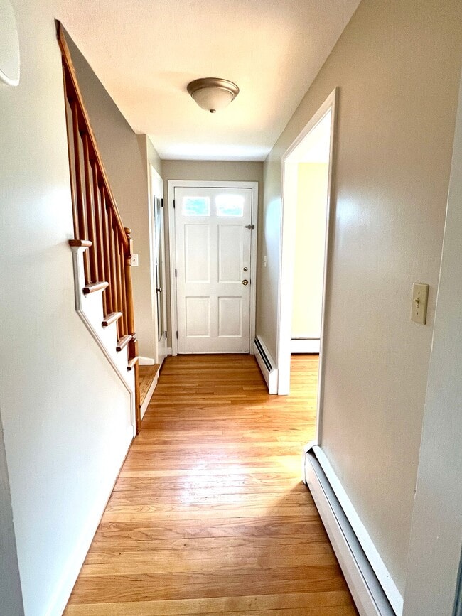 Foto del edificio - 13 Meadowbrook Ln