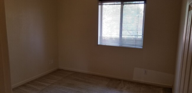 Foto del edificio - AFFORDABLE CONDO IN THE HEART OF TEMPE!