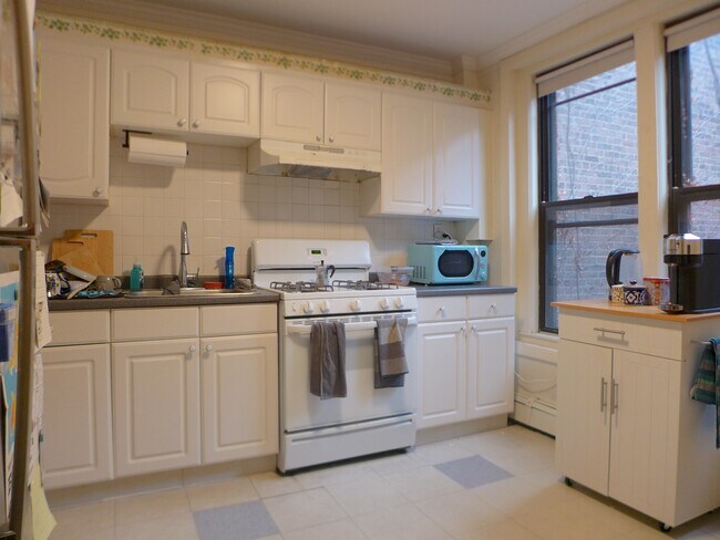 Foto del edificio - 245 Shawmut Ave