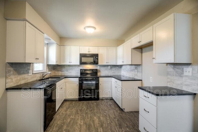 Foto del edificio - 15300 E 36th Terrace S