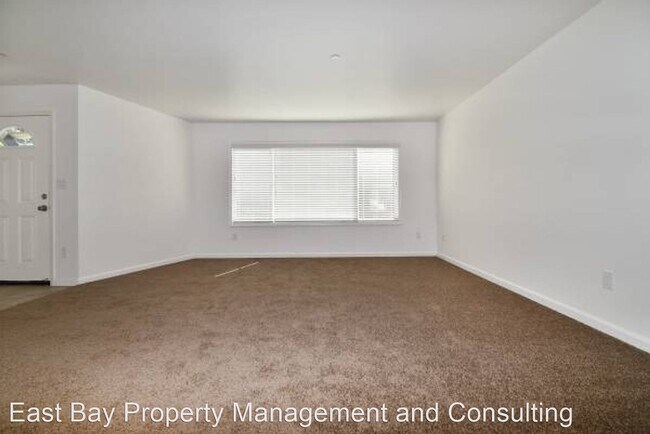 Building Photo - 4 br, 2 bath House - 2426 S Siega Ave.