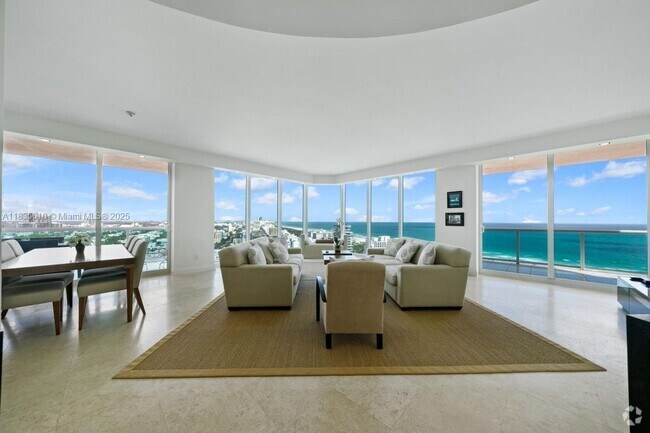 Building Photo - 300 S Pointe Dr