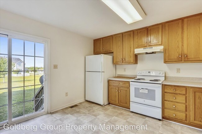 Building Photo - 4 br, 3.5 bath House - 17617 Potter Bell Way