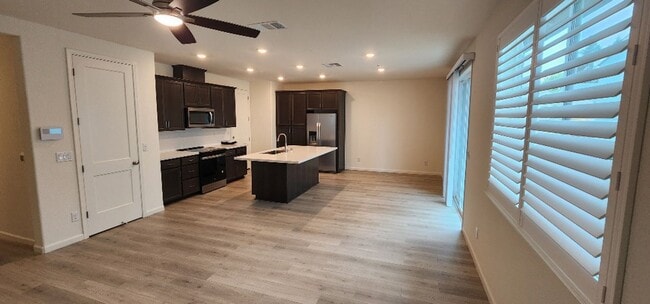 Building Photo - Brand New Home for Rent in Carmichael!