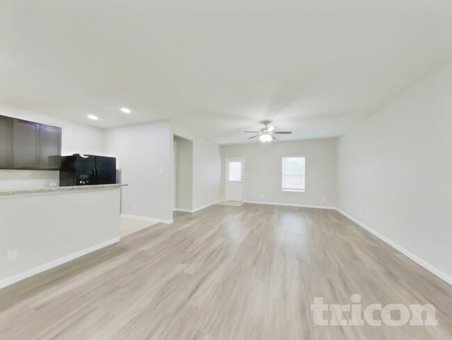 Foto del edificio - 210 Pequin Rd