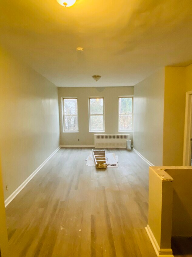 Primary Photo - 21 Mulberry St