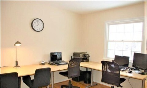 Foto del edificio - Spacious 4Bd/2.5Bth Single-Family Home with Garage & Fenced Yard – Prime Location!