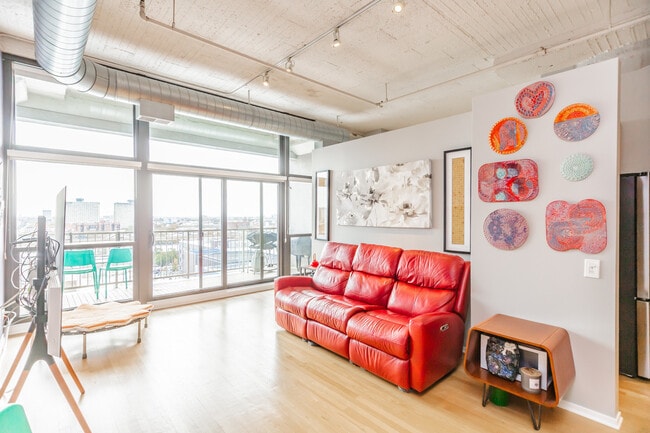 Foto del edificio - 1530 S State St