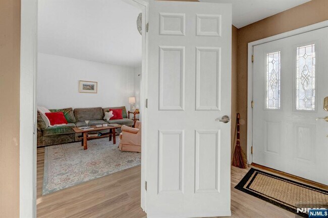 Foto del edificio - 13 Murray Rd