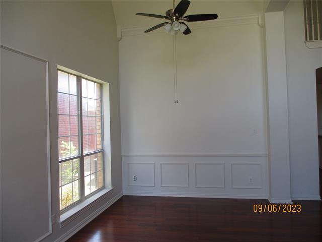 Building Photo - 875 San Jacinto Dr