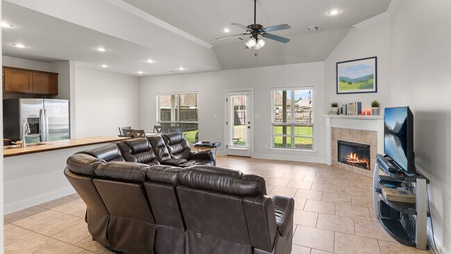 Foto del edificio - 17634 Hoods Ridge Dr