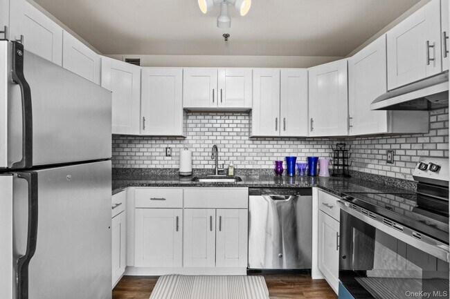 Foto del edificio - 85 McKinley Ave