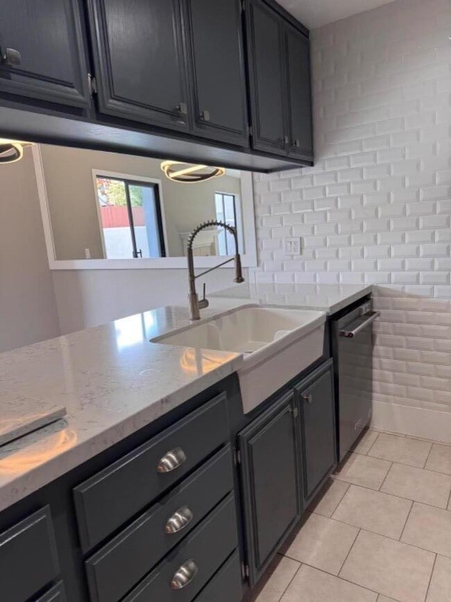 5 W Bellevue Ave, San Mateo, CA 94402 Condo for Rent in San Mateo, CA