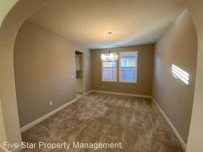 Foto del edificio - 4 br, 3.5 bath House - 3600 Rapallo Way