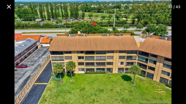 Foto del edificio - 1030 US-1