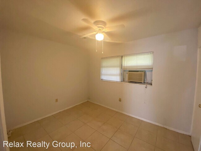 Foto del edificio - 2225 9th Ave W