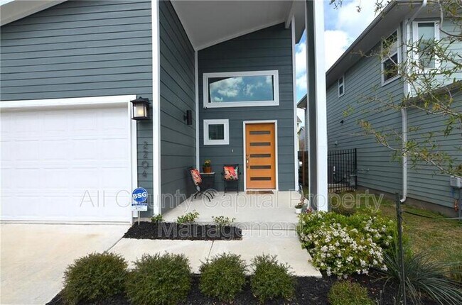 Foto del edificio - 2204 Capulet St