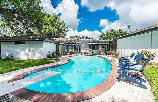 Foto del edificio - 3610 Lonniewood Dr