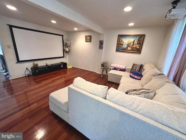 Foto del edificio - 18704 Pintail Ln