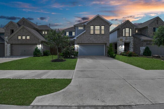 Foto del edificio - 6019 Dovetail Cliff Ct