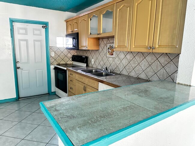 Foto del edificio - 559 Dogwood Rd