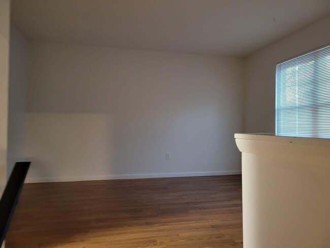 Building Photo - 793 Kienle Ave