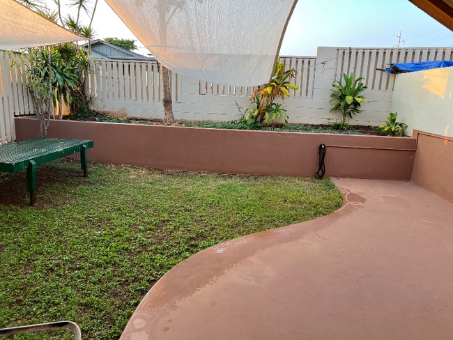 Building Photo - 830 Liloa St