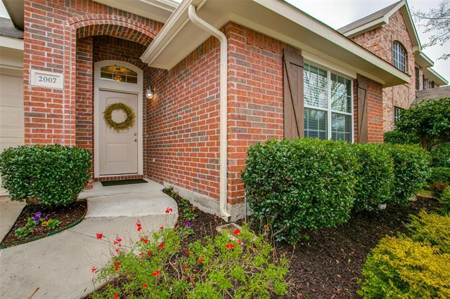 Building Photo - 2007 Highland Dr