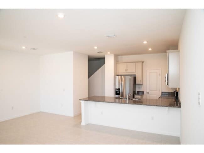 Foto del edificio - Brand New 3 bed 2.5 bath Townhome