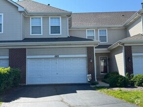 Building Photo - 605 Lakeridge Ct