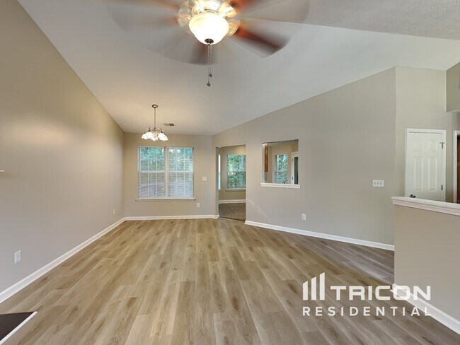 Building Photo - 2929 Noah Dr