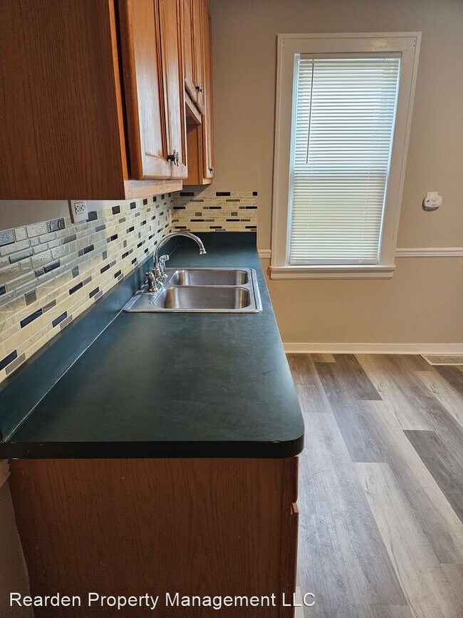 Foto del edificio - 3 br, 2 bath House - 19850 Renwood Ave