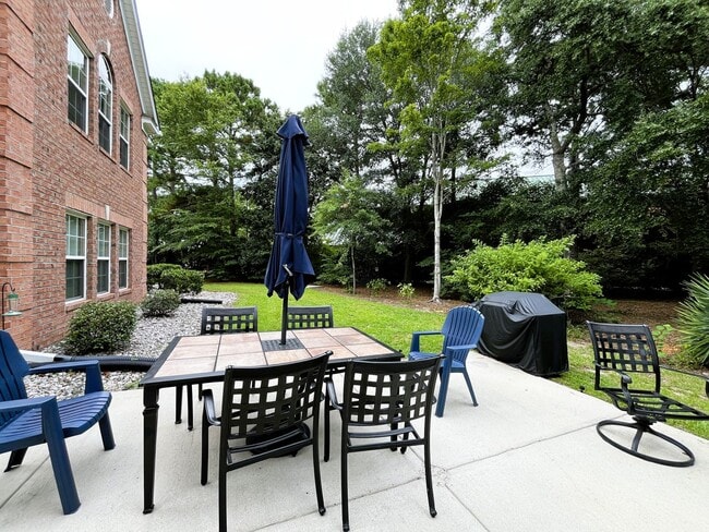 Building Photo - Ground Floor 3 Bedroom, 2 Bath Condo Available Now in Murrells Inlet!