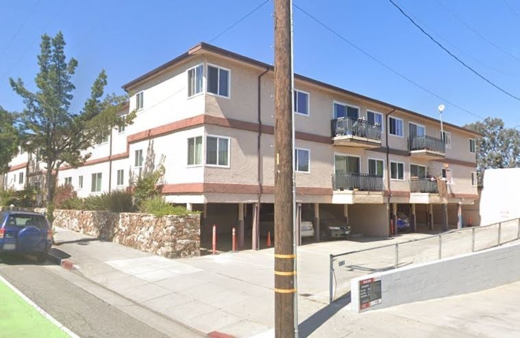 Primary Photo - 3401 Ocean Park Blvd