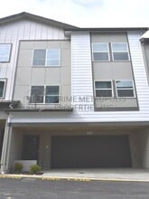 Building Photo - 15215 35th Ave W