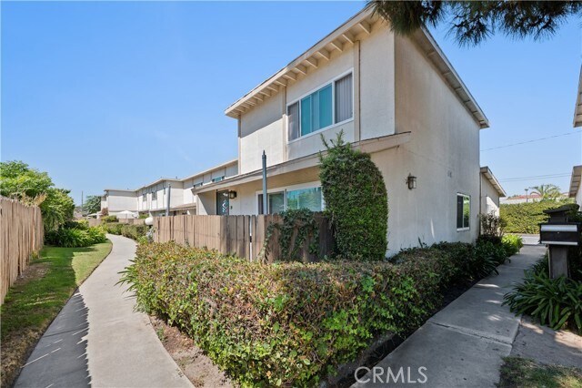 Foto del edificio - 25205 Cypress St