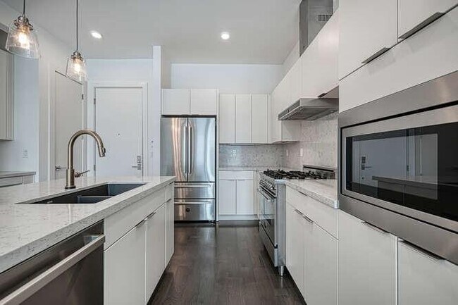 Building Photo - 207 W Johanna St