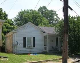 Building Photo - 2700 Loraine St