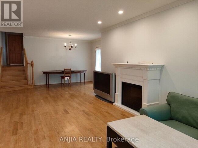 Photo du bâtiment - 4 Southdale Dr