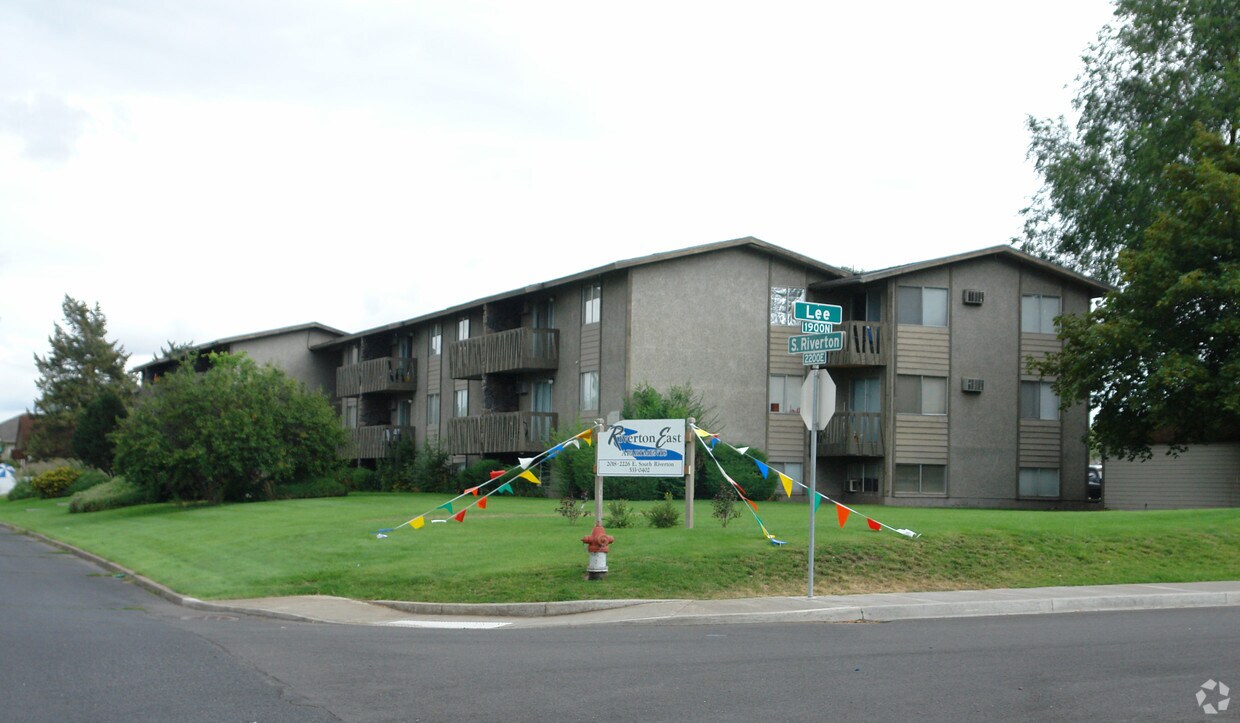 Riverton East Apartments Spokane, WA