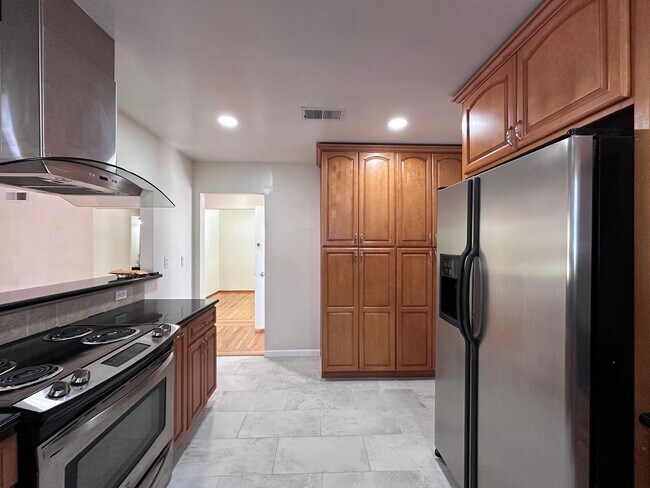 Foto del edificio - Stunning 3/2 Cambrian / Los Gatos border, ...