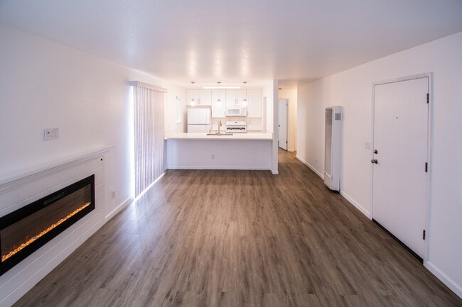 Well-designed floor plans - Oak Park Village Apartments