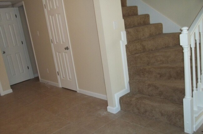 Photo - 2438 Ramblewood Ct Apartment