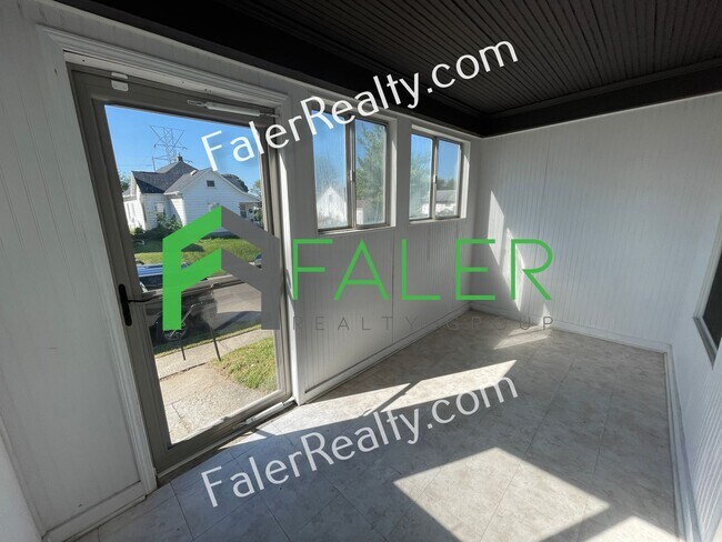 Foto del edificio - Spotless 2-Bedroom Updated Home