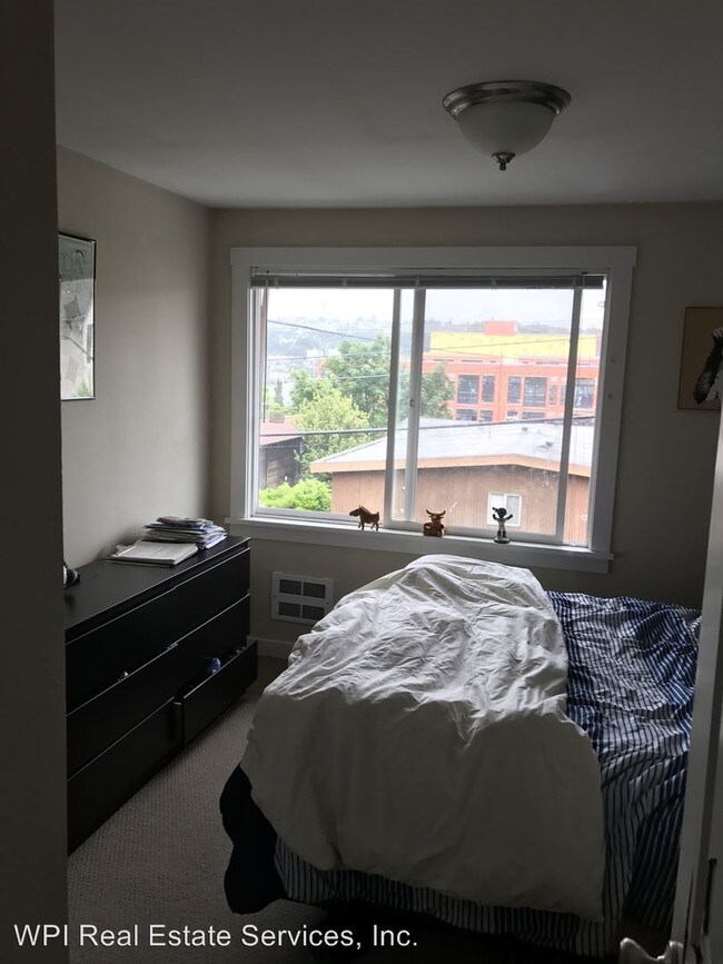 Foto del edificio - 2211 Franklin Ave E