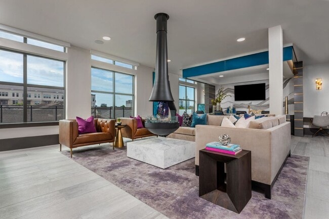 Interior Photo - Residences at the Grove