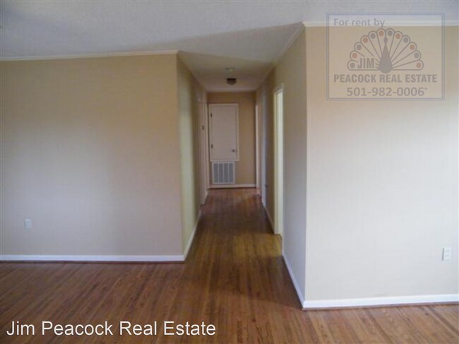 Building Photo - 3 br, 1.5 bath House - 8022 Fortson Road