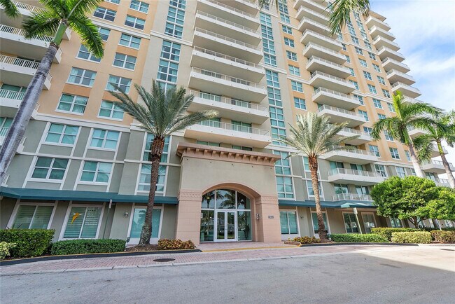 Building Photo - 625 Casa Loma Blvd