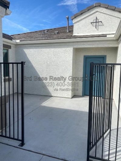 Building Photo - 3336 N 300th Dr