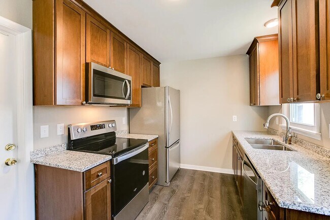 Foto del edificio - 1837 Hayes St NE